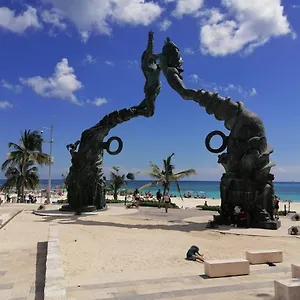 https://las-quintas-24.allrivieramayahotels.com